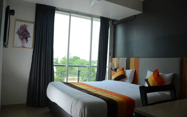 Elita Rooms