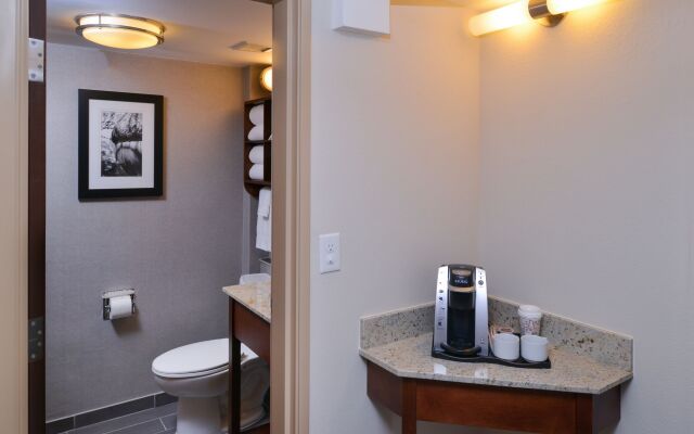 DoubleTree by Hilton Raleigh Crabtree Valley