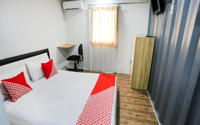 OYO 3300 Nadjara Residence Syariah