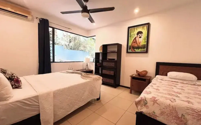 Beautiful private villa w private pool