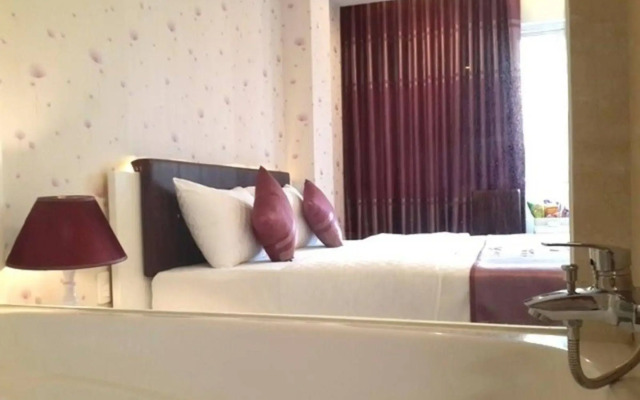 Luxury Hotel