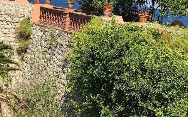 Exclusive Property Taormina