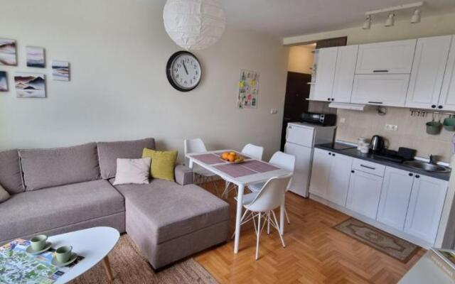 Apartman Kraljevi cardaci 5b-32