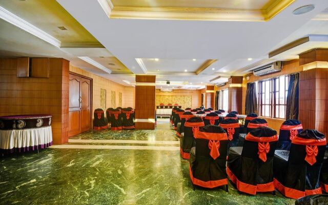 Hotel Maurya Residency