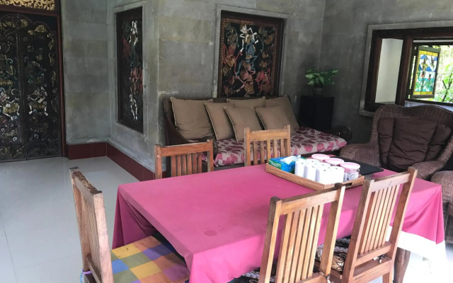 Bali Breeze Bungalows