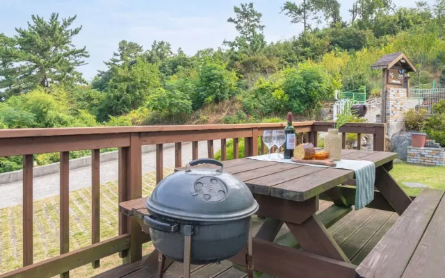 Yeosu Healling Spa Pension