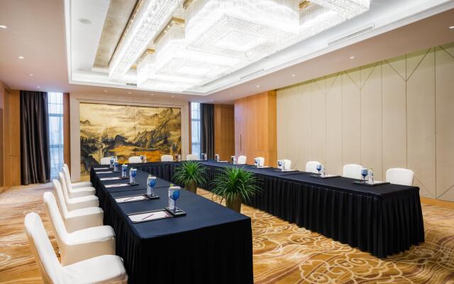 Crowne Plaza Xiangyang by IHG