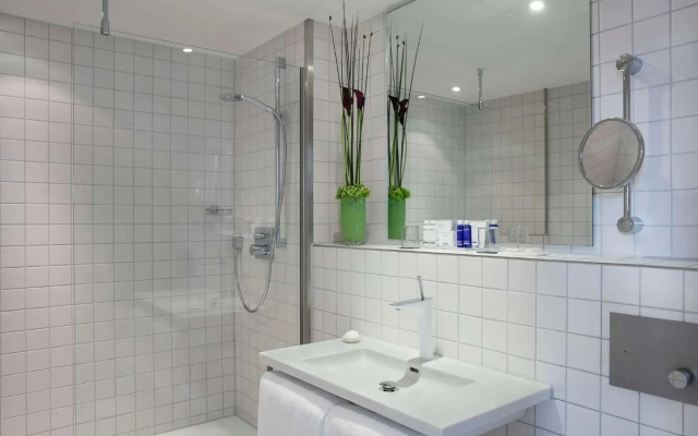 Art'otel Berlin Mitte powered by Radisson s