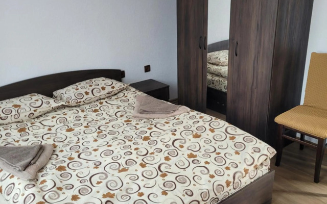 Къща Чолаков и син - стаи за гости