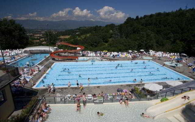 Norcenni Girasole Village