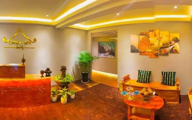 Prince Hotel