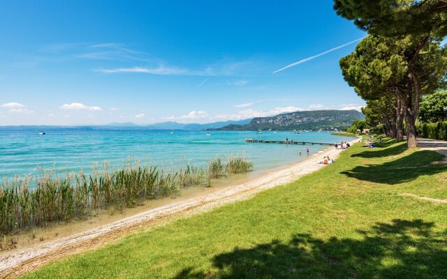 Bardolino Garden Pool & Tennis