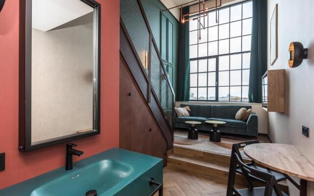 Hotel de Timmerfabriek I Kloeg Collection