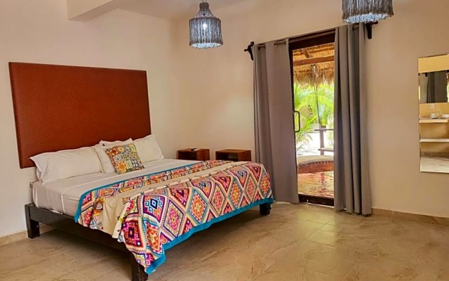 Macondo Raíz Holbox