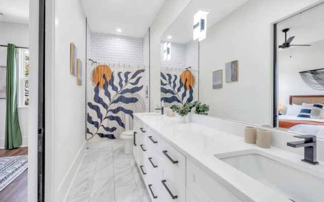 Modern Mid-city Maison