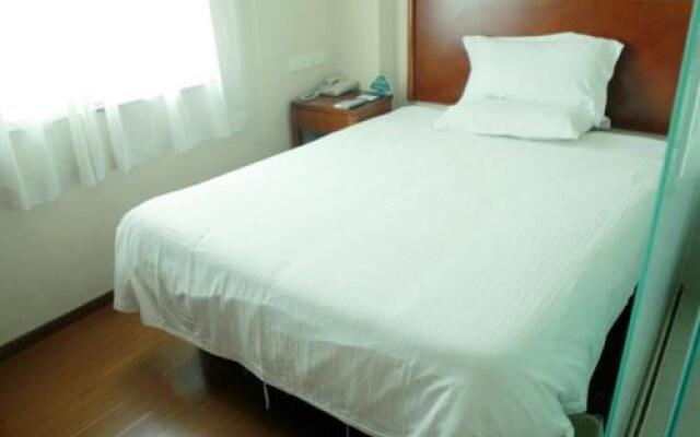 GreenTree Inn Anqing Renmin Road Business Road Express Hotel