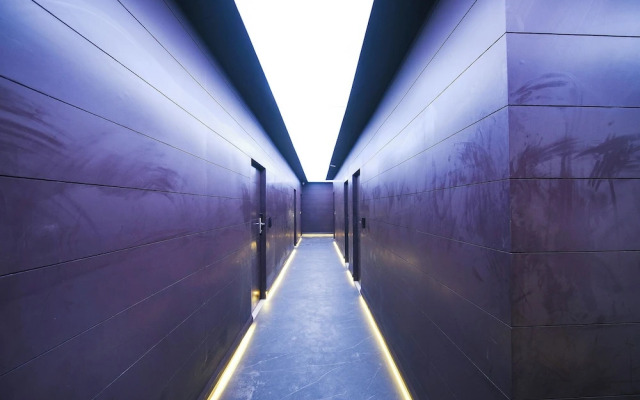 Fabhotel Prime Elegance Suites