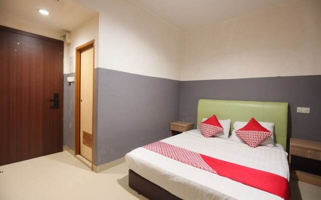 OYO 92988 City Room