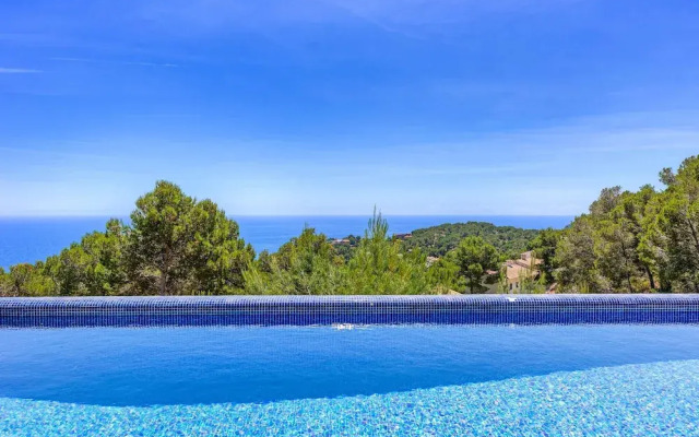 Villa Les Tintoreres