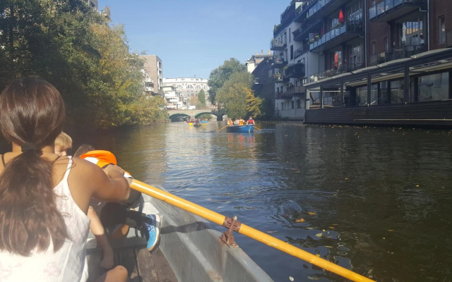 Pool & Lake Holiday Home