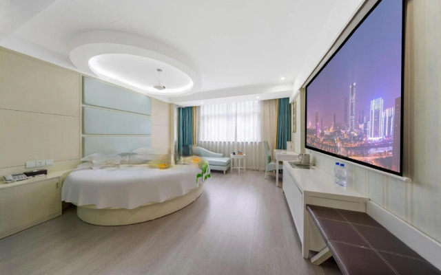 Yiwu Ruifeng Hotel