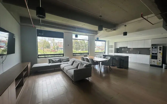 Apto con Jacuzzi Privado y vista verde