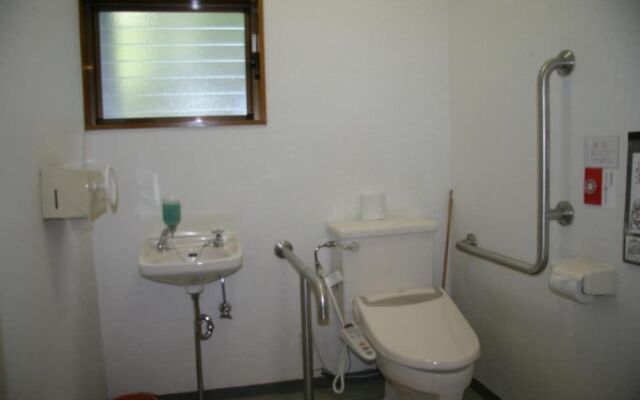 Youth Guest House ATOMA - Hostel