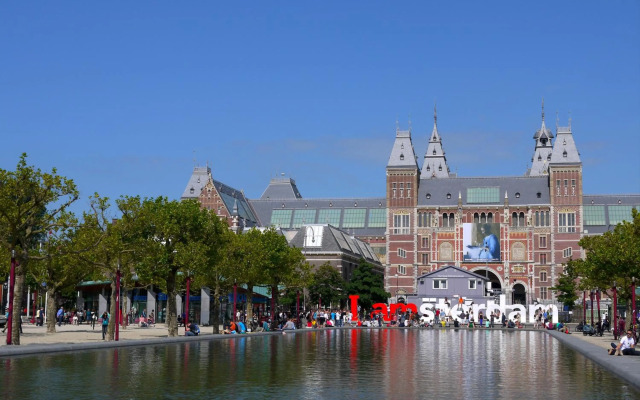 Fantastic Bright Penthouse