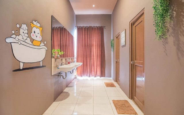 Formerly RedDoorz Hostel @ Grand Pangandaran