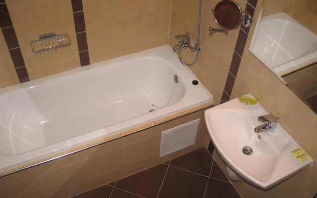 Winslow Infinity Apart Hotel