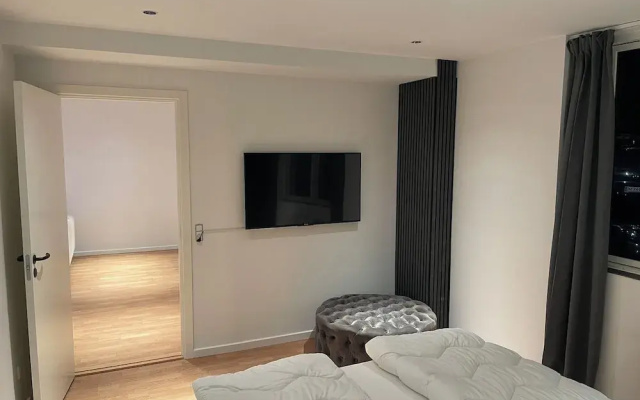Maison Nord 6 min from Airport & Sleep 6