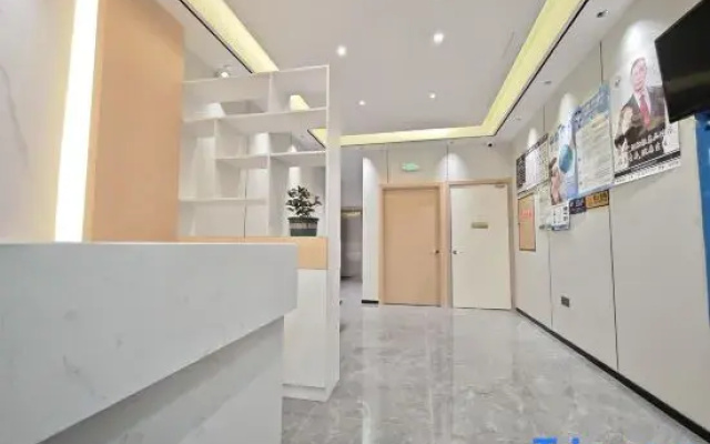 Yiwu Muyun Hotel