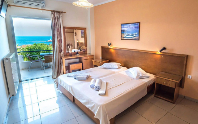 Faros Apartments