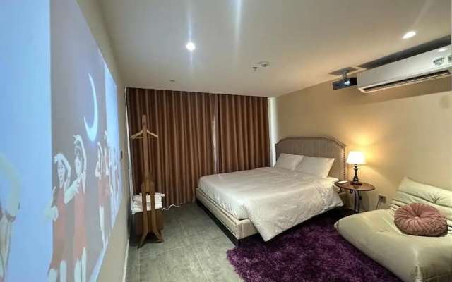 Bach Plateaus Hotel – Guest Rooms – Hanoi
