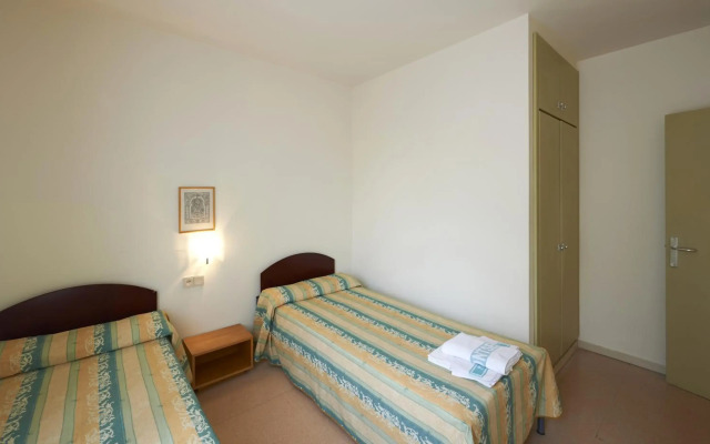 Apartamentos Montserrat Abat Marcet