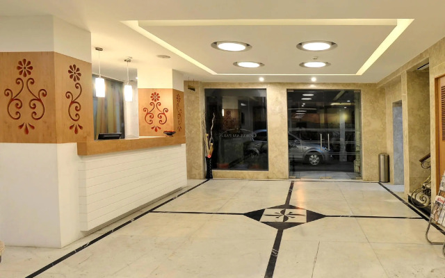 Hotel Gokulam Park