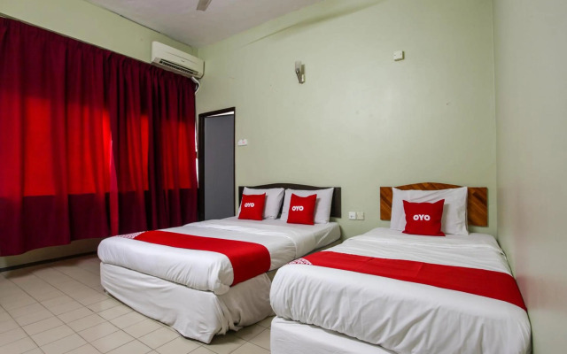 Casavilla Hotel by OYO Rooms