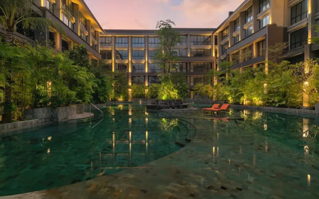 Azure 1BR Pool Side Apartment Nusa Dua