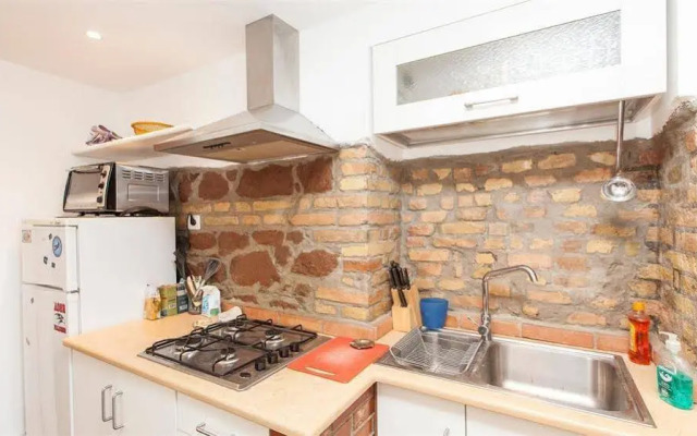 Trastevere Historical Apartment