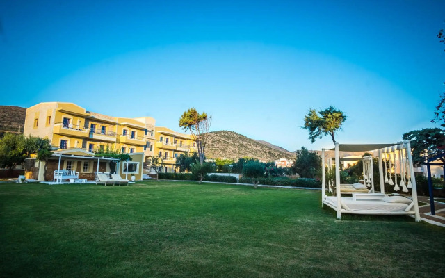 Parthenis Hotel & Suites
