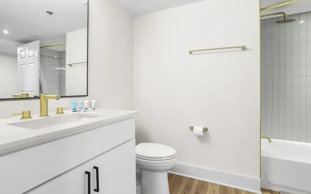 Well Appointed Apartments W Full Comfort