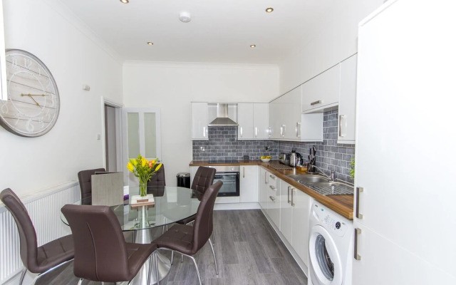 3 Bed- Raleigh by Pureserviced