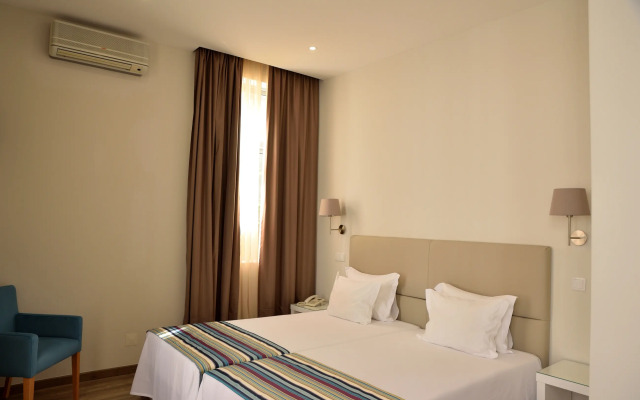 Porto Domus Hotel