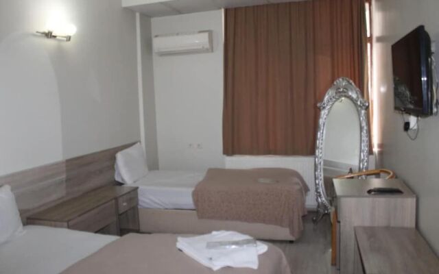 Deta Port Hotel