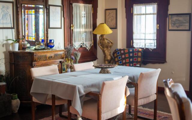 Cunda Zeytindal? Otel