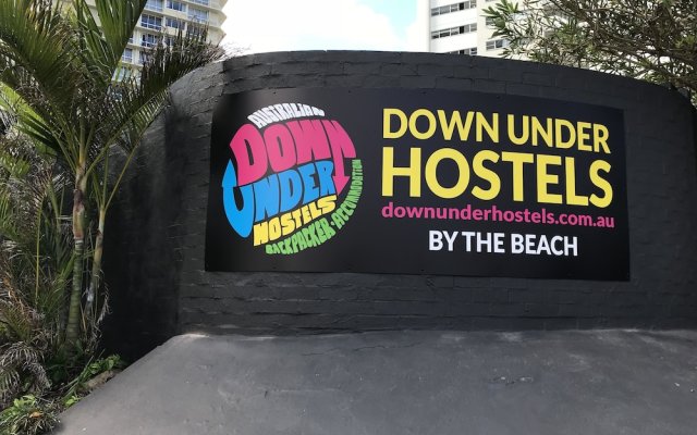 Down Under Hostels by the beach