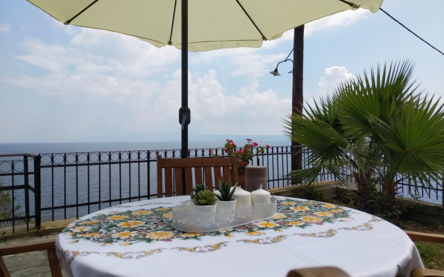 Zennova #3 Mount Athos & Sea View