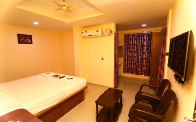 Avinashi Suites