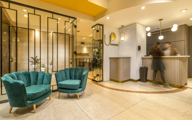 Up Viamonte Hotel