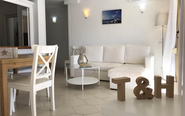 T&H Novelty 114 Family Apartment Salou